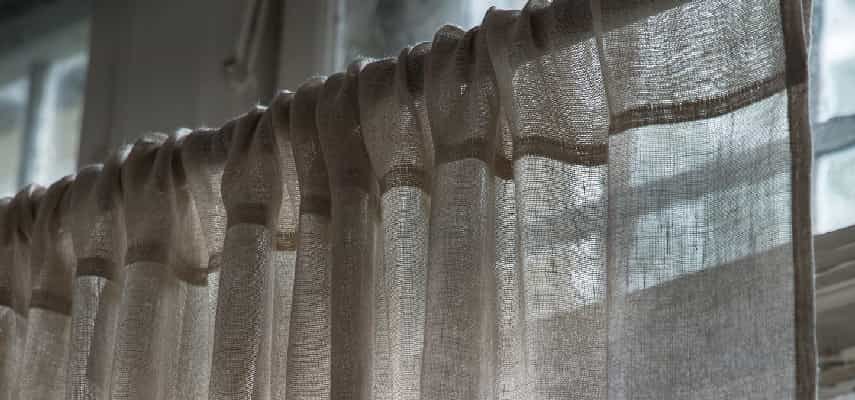 How To Clean Dusty Curtains